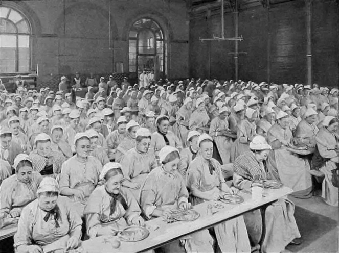 Female inmates of St Pancras Workhouse, London at meal time, date unknown. (image from user summer1978 on Flickr, image reproduced under a Creative Commons licence)